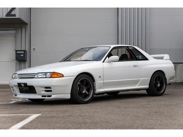 Nissan Skyline R32 GT-R