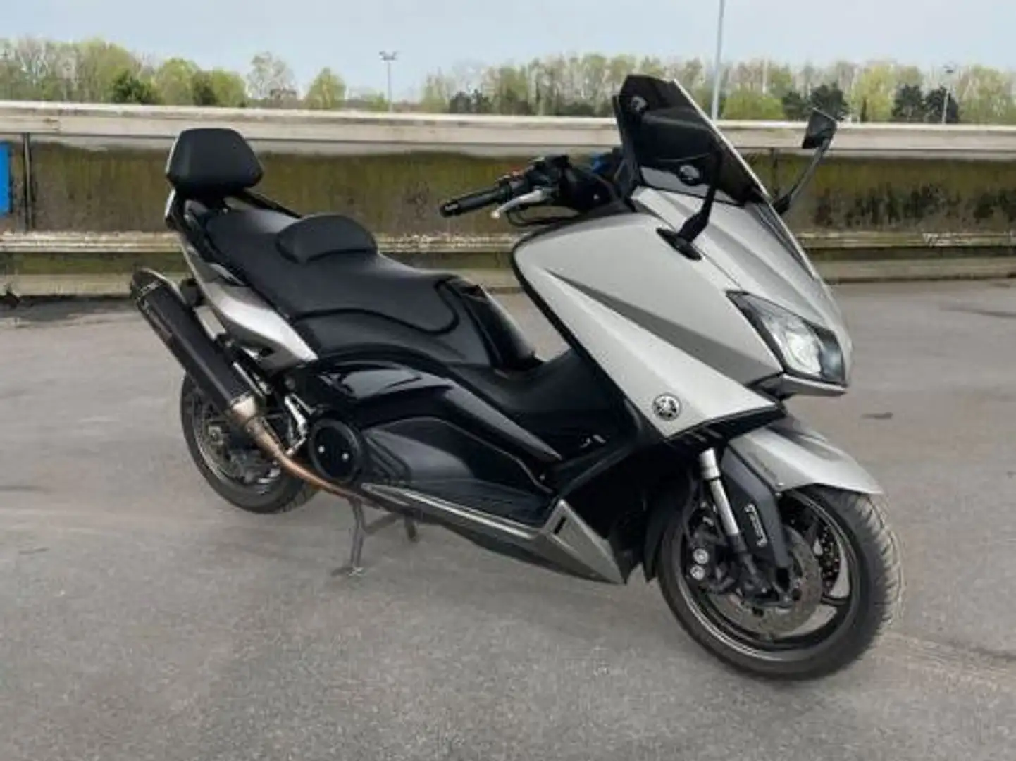 Yamaha TMAX 530 Silver Gris - 2