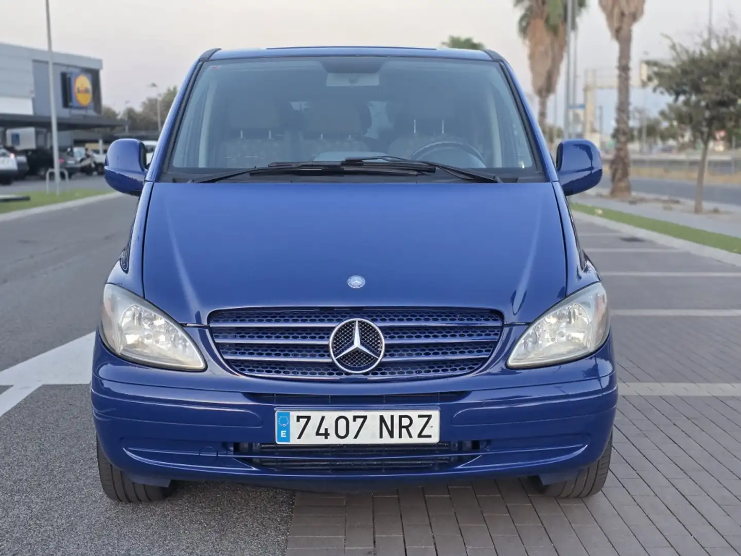 Mercedes-Benz Vito 111CDI L Compacta 116 Azul - 2