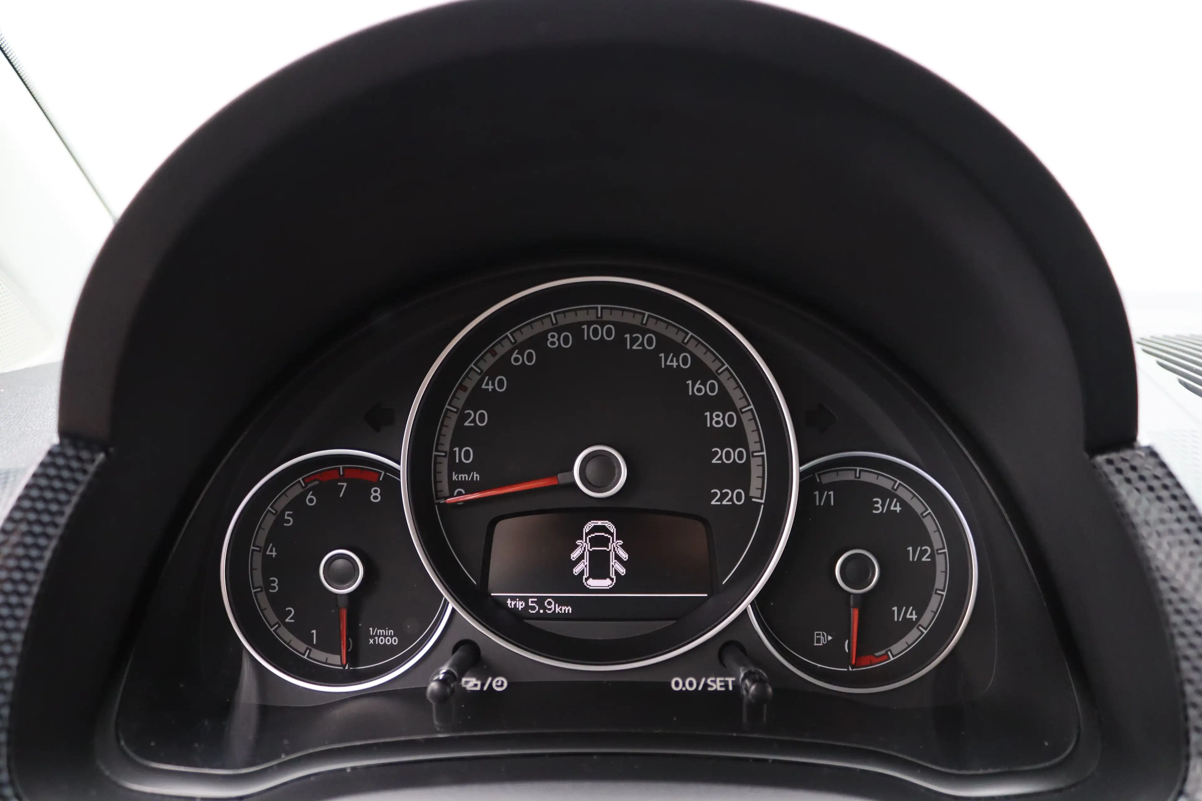 Volkswagen up! 1.0 | Achterbank in delen neerklapbaar | Airco | B — photo 31