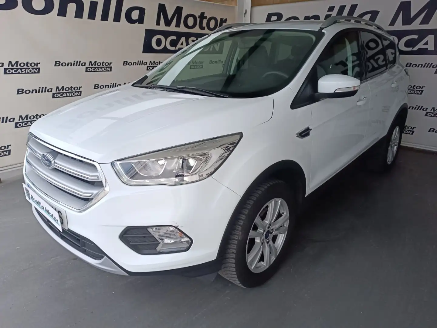 Ford Kuga 1.5 ECOBOOST 88KW TREND 120 5P Blanco - 1