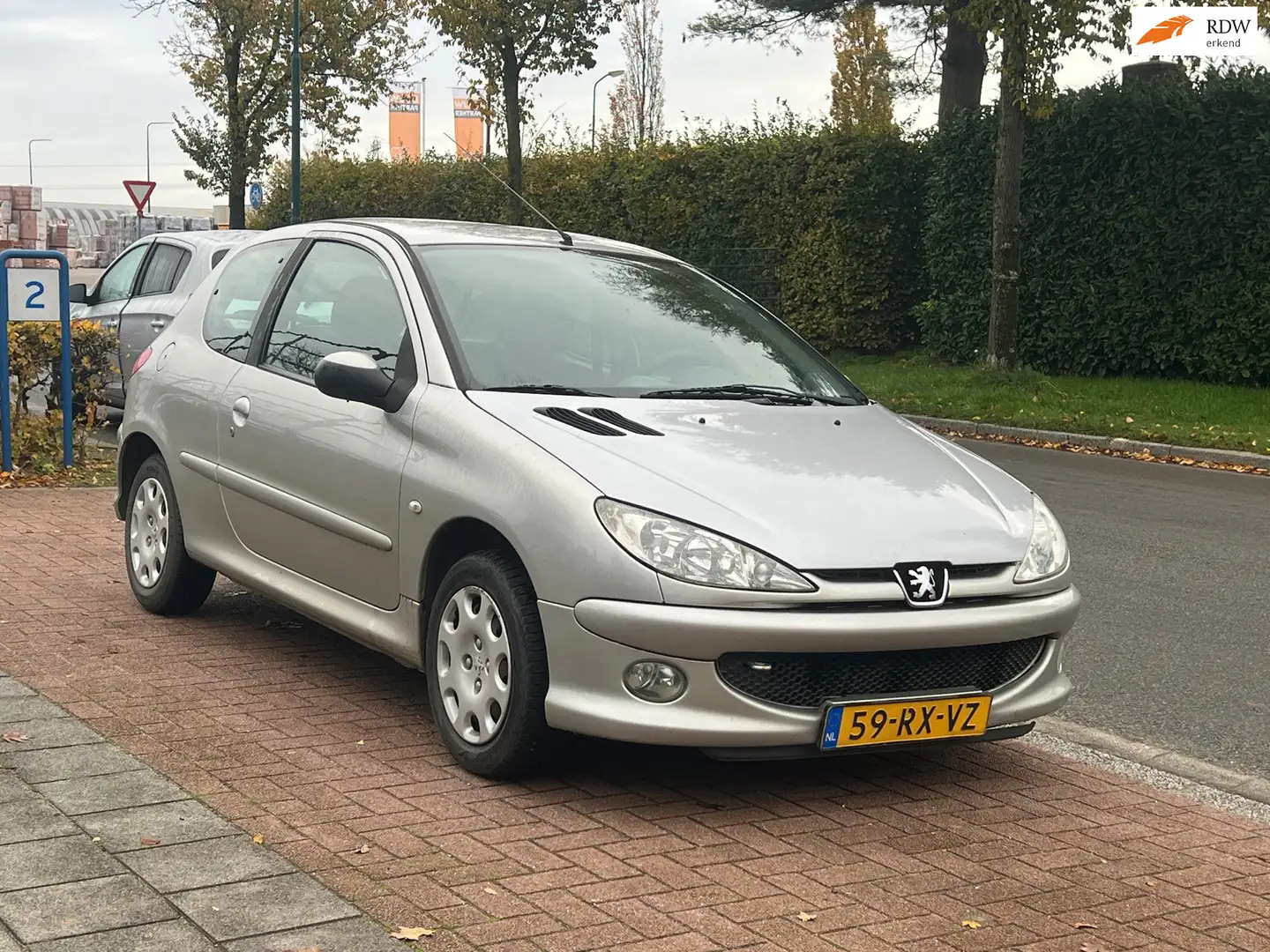 Peugeot 206 1.4 X-line *AIRCO/ NIEUWE APK Grijs - 1
