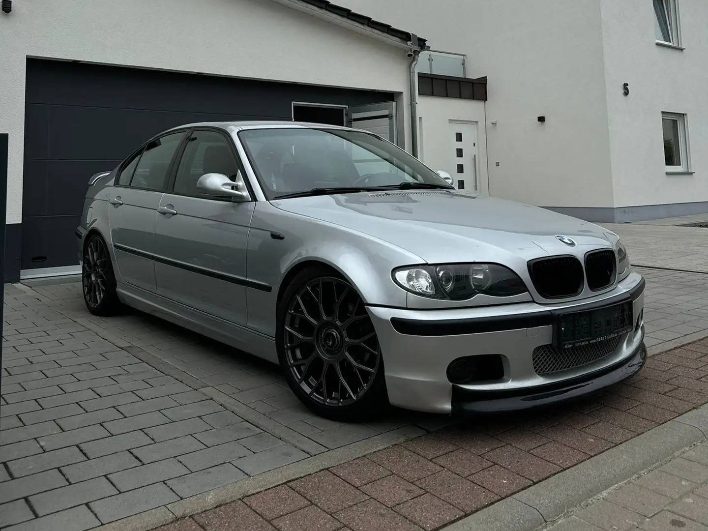 BMW 320 320i E46 Argent - 1