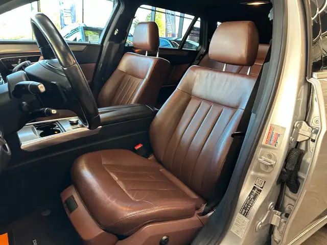 Mercedes-Benz E-Class view 8