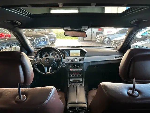 Mercedes-Benz E-Class view 6