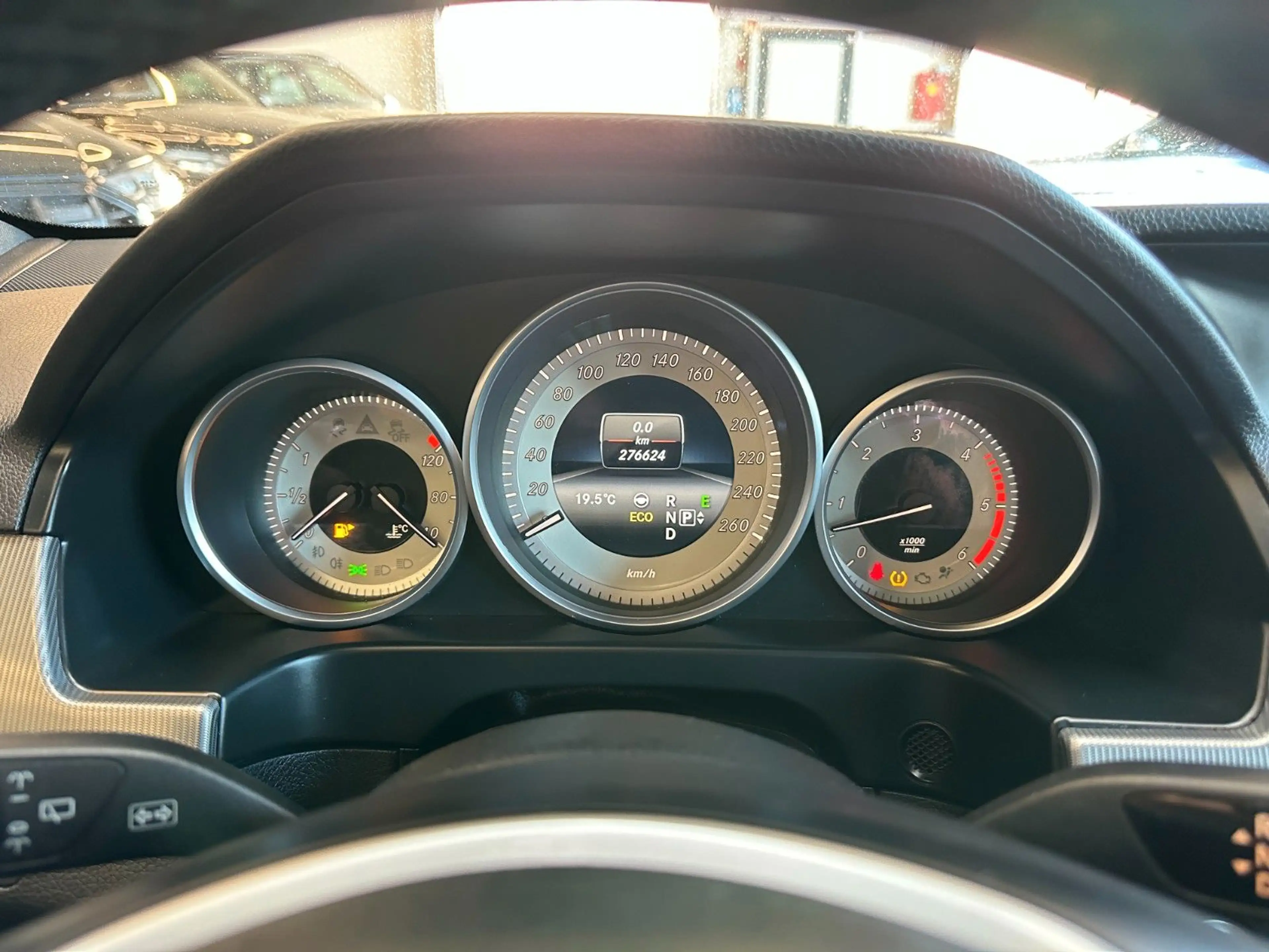 Mercedes-Benz E 350 *PANO*MEMORY*HarmanKardon*LEDER (BRAUN)* — photo 13