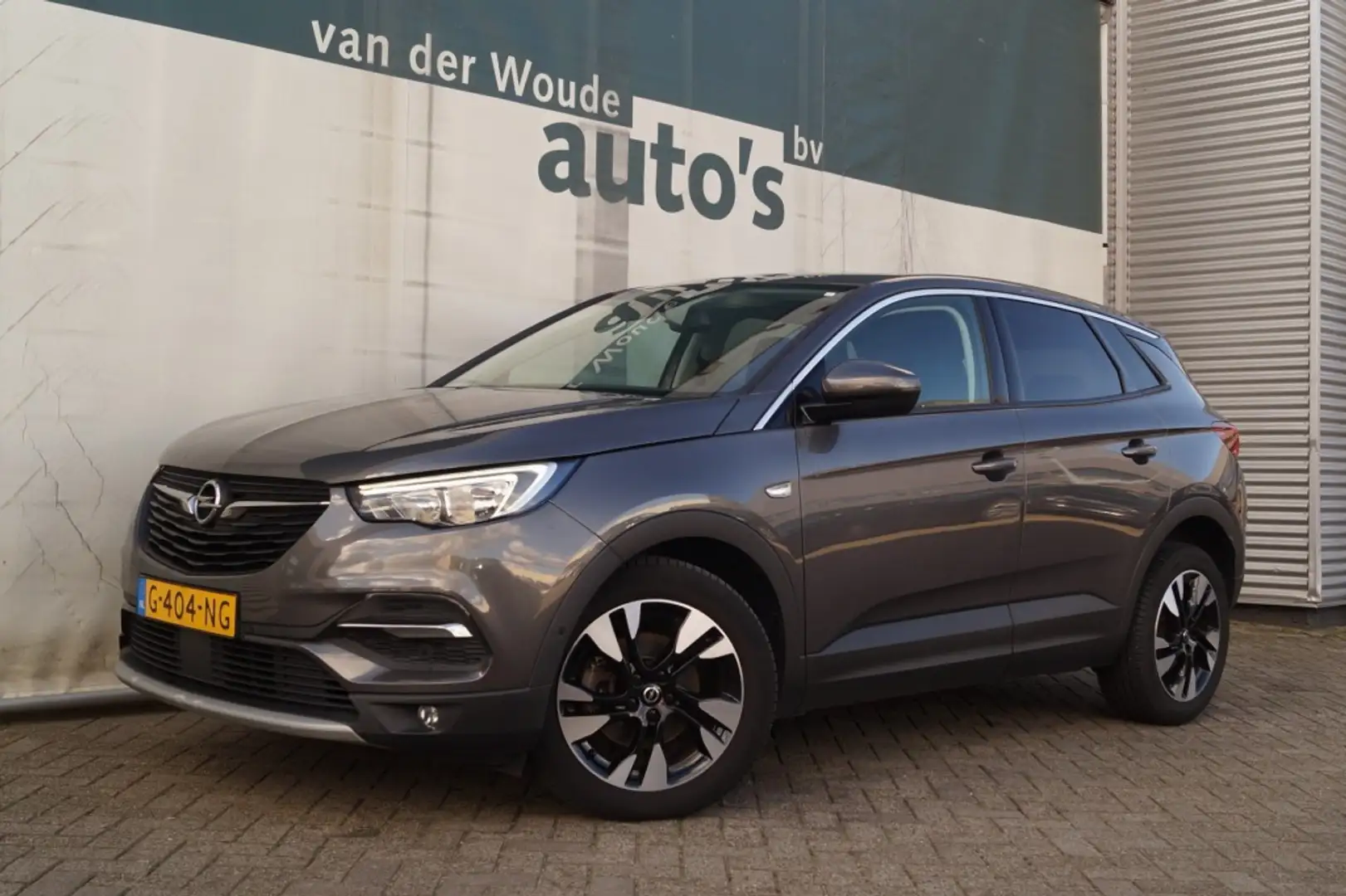 Opel Grandland X 1.2 Turbo 130pk Automaat Innovation NAVI-ECC-PDC- Grijs - 2
