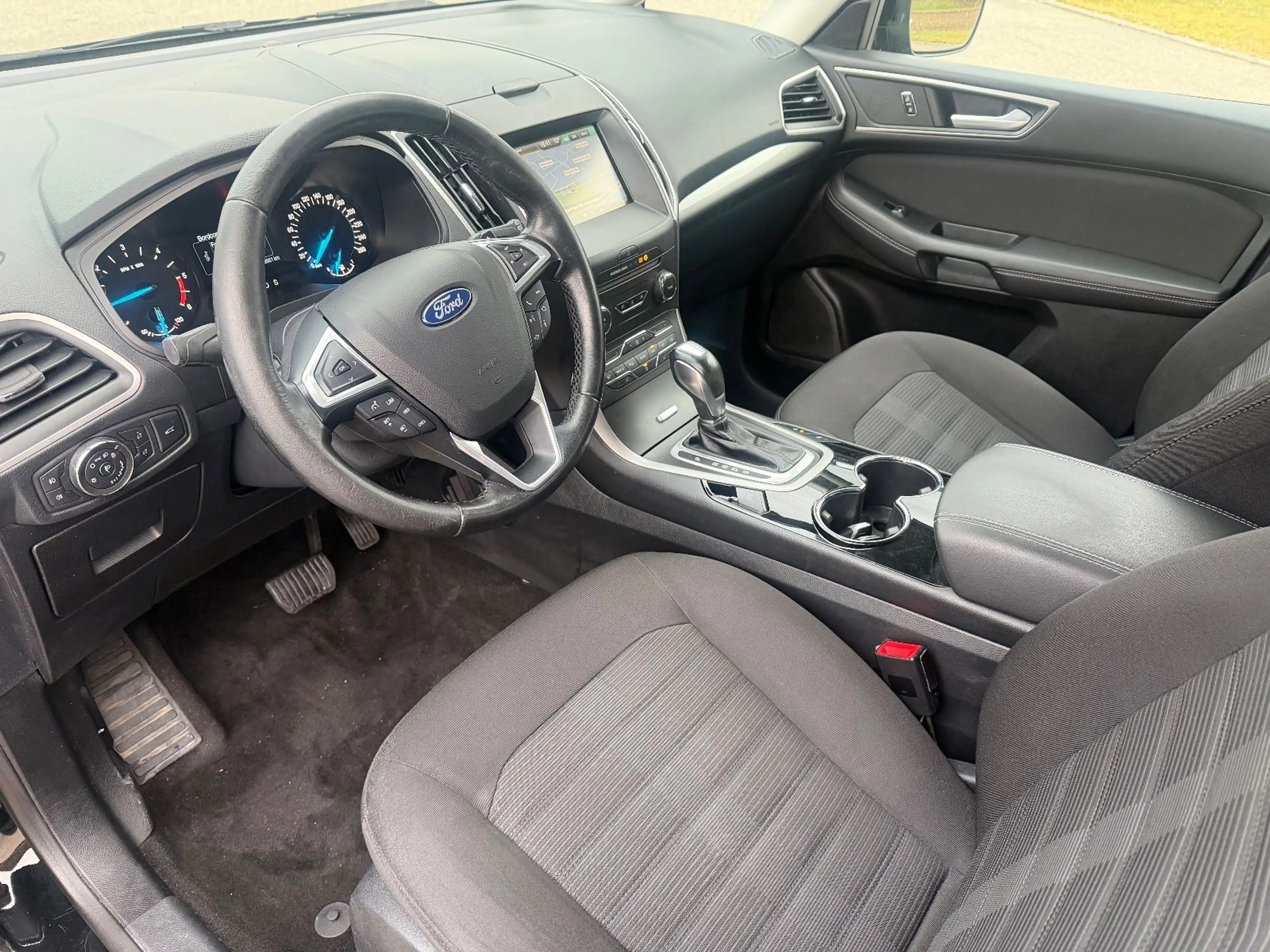 Ford Galaxy 2,0 TDCI*AUTOMATIK*NAVI*7 SITZE*AHK* — photo 10