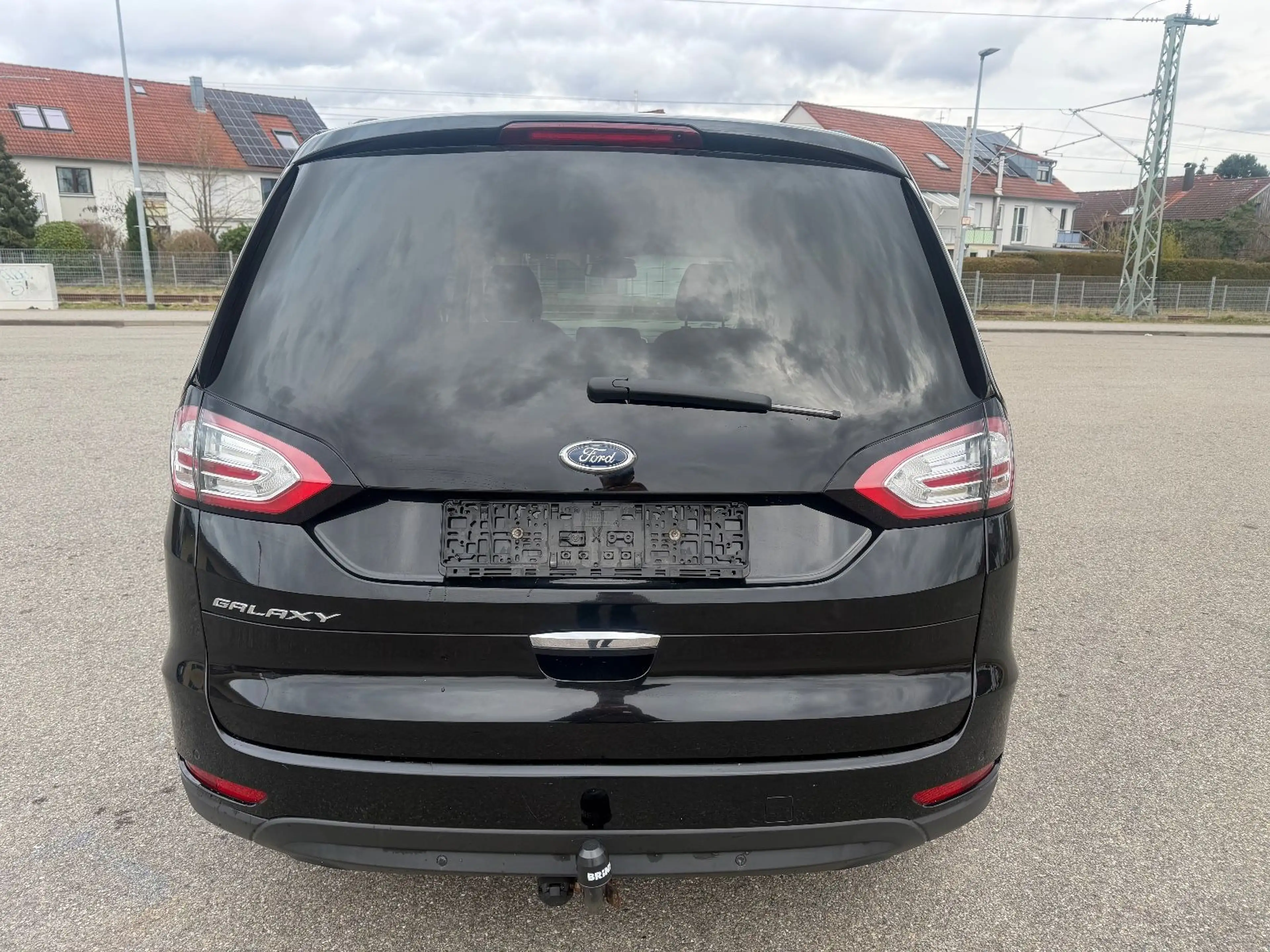 Ford Galaxy 2,0 TDCI*AUTOMATIK*NAVI*7 SITZE*AHK* — photo 6