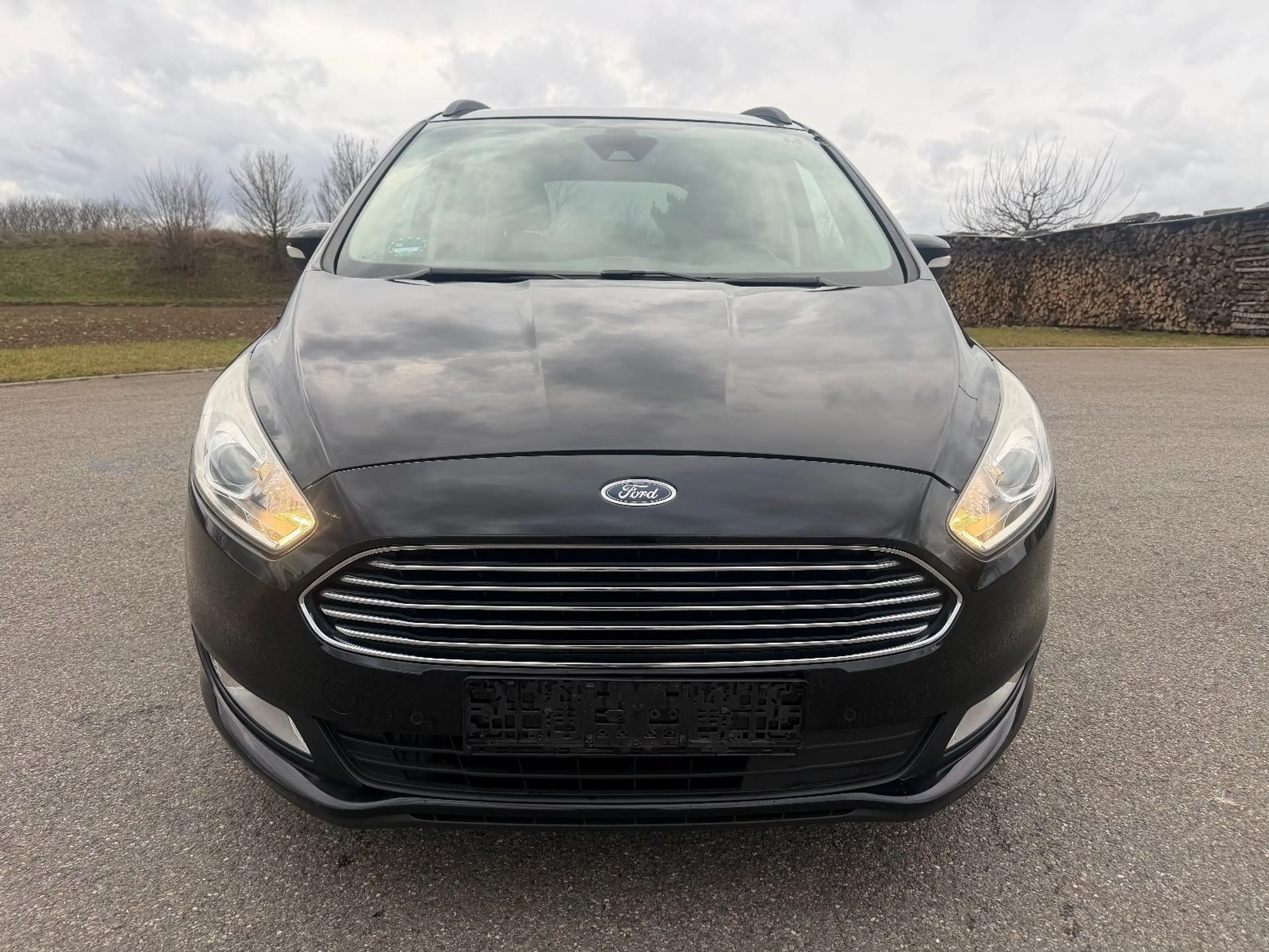 Ford Galaxy 2,0 TDCI*AUTOMATIK*NAVI*7 SITZE*AHK* — photo 2
