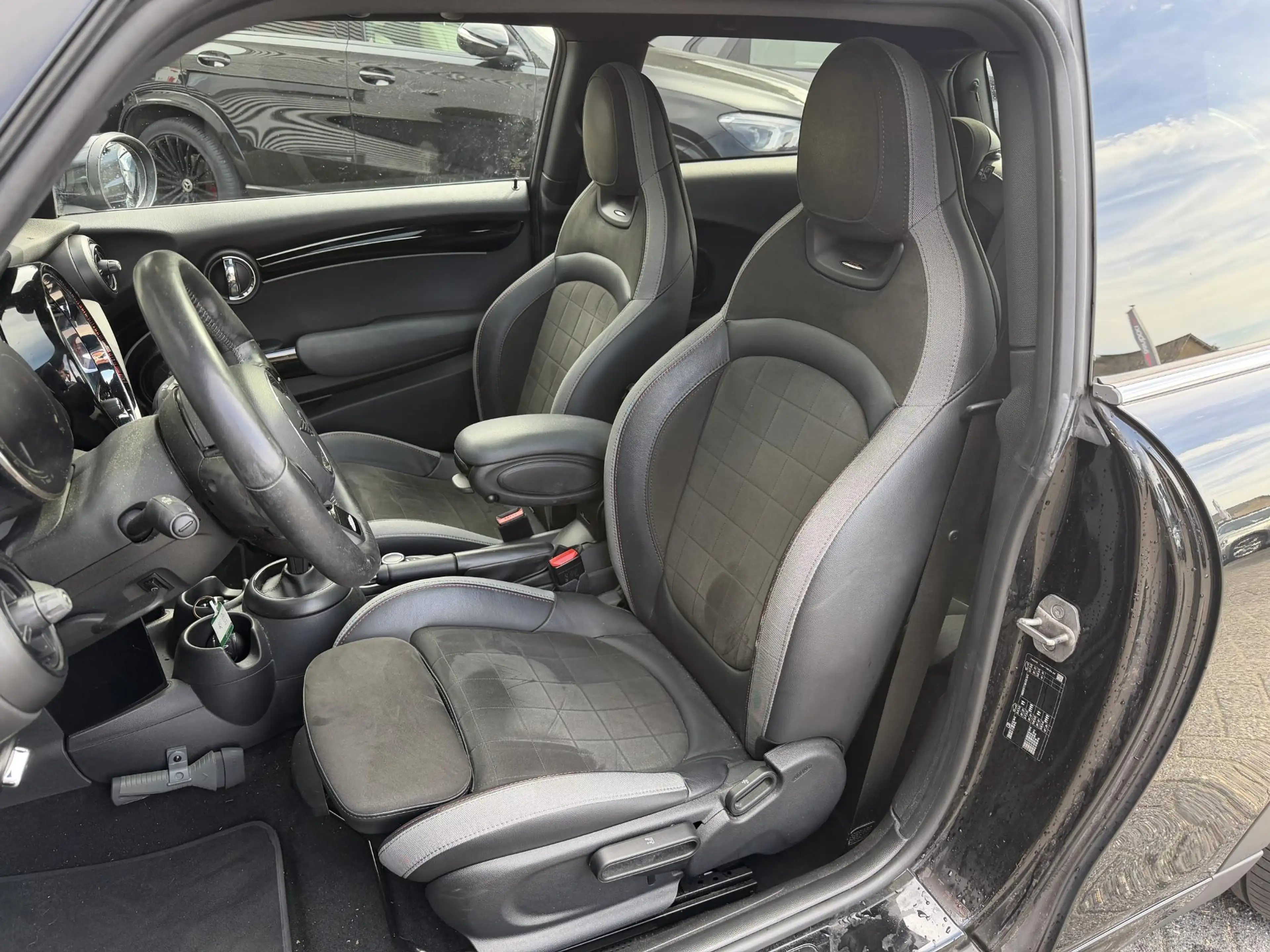 MINI John Cooper Works 3-Deurs 1.5 Cooper | Panoramadak | Camera | Harmon — photo 12
