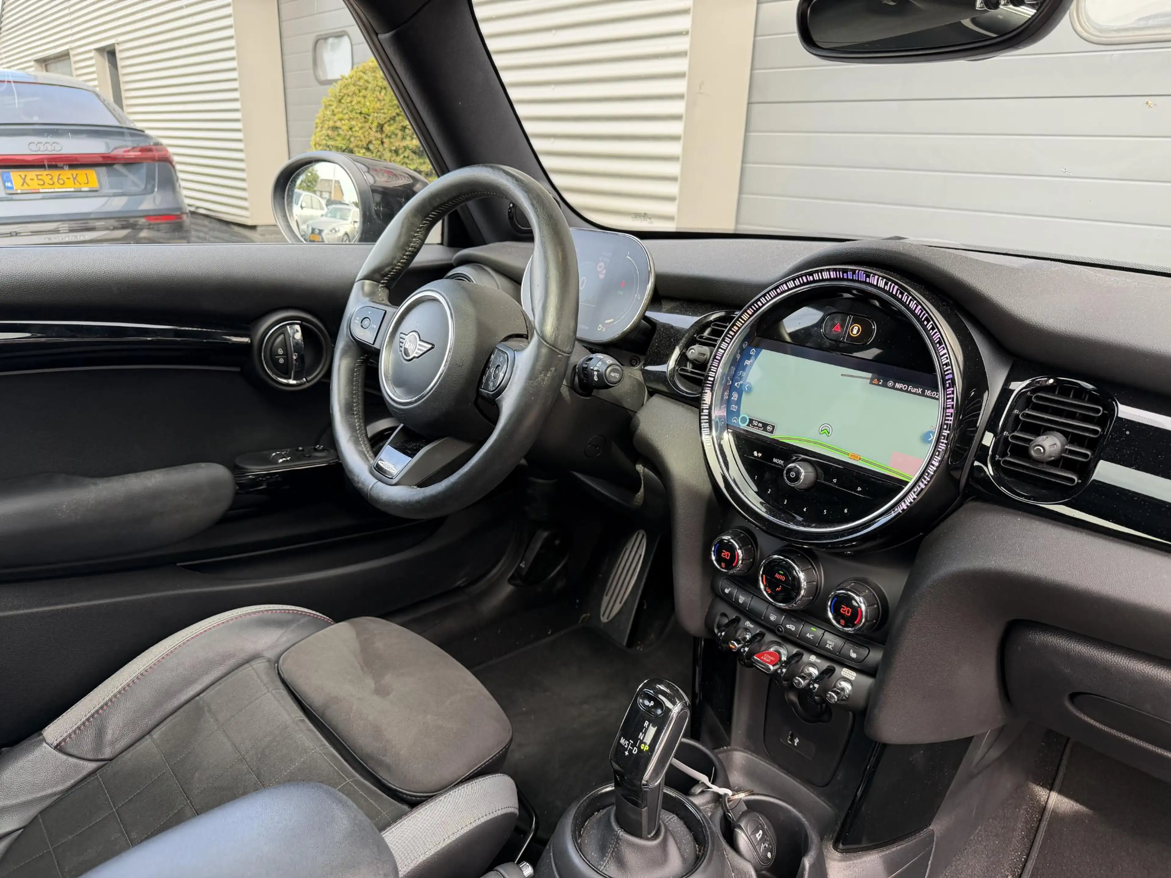 MINI John Cooper Works 3-Deurs 1.5 Cooper | Panoramadak | Camera | Harmon — photo 3