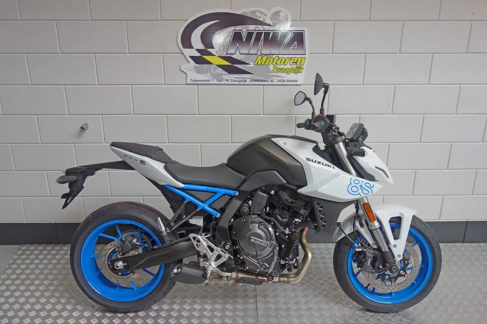 Suzuki GSX 8S Fehér - 1