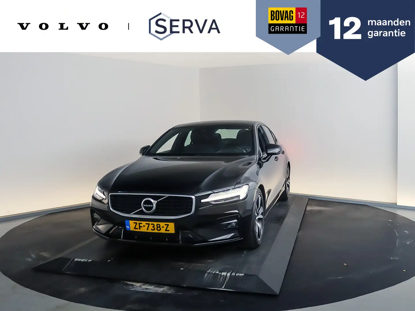 Volvo S60 T5 Intro Edition | Parkeercamera | Stoelverwarming Zwart - 1