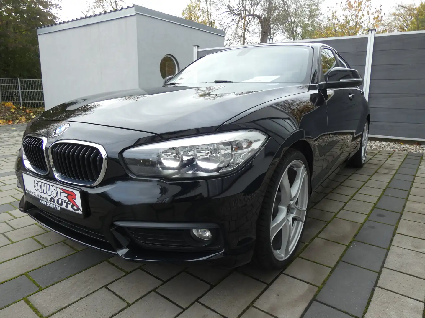 BMW 118 Advantage Schwarz - 2