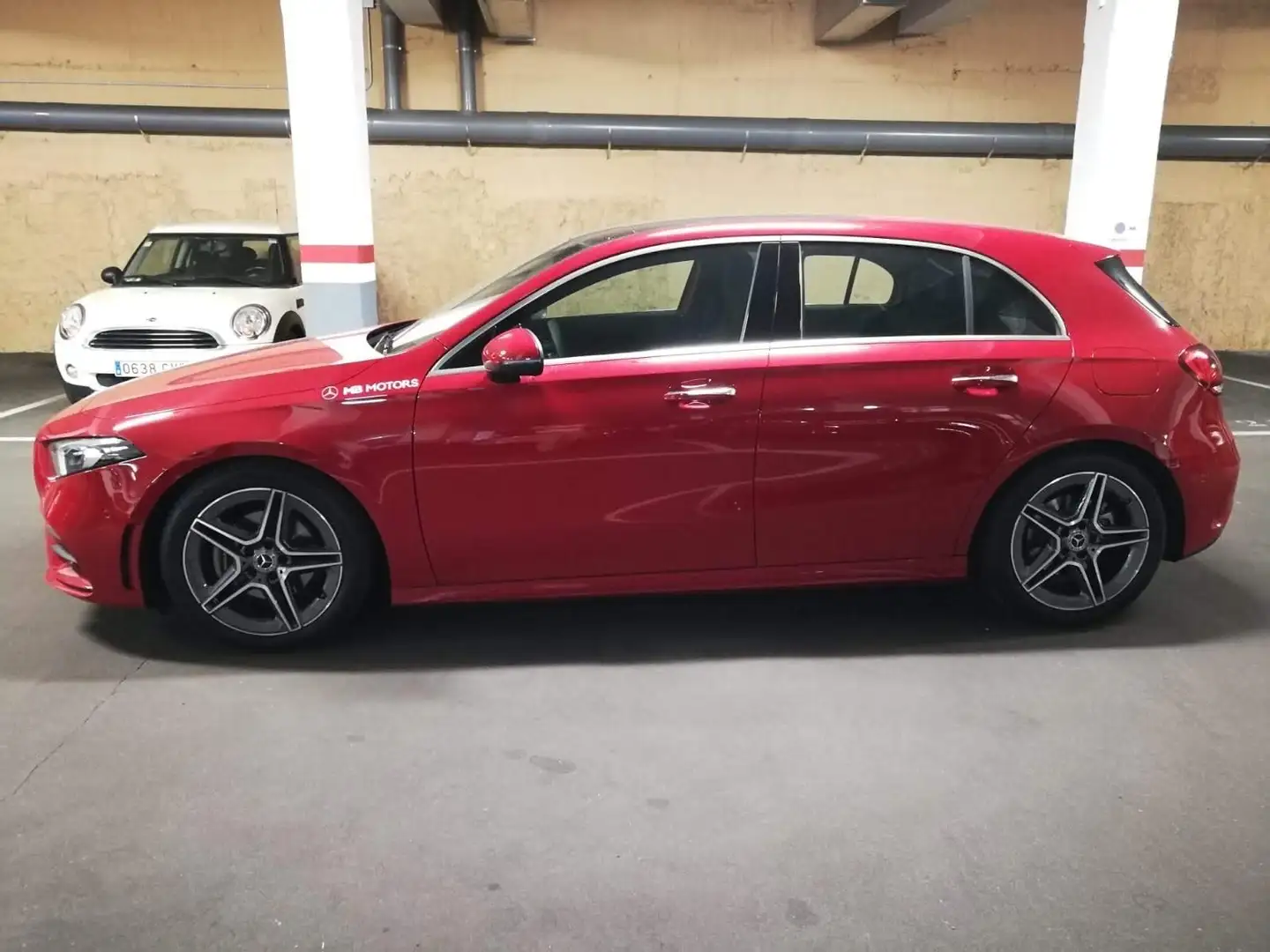 Mercedes-Benz A 200 A 200 7G-DCT Rojo - 2