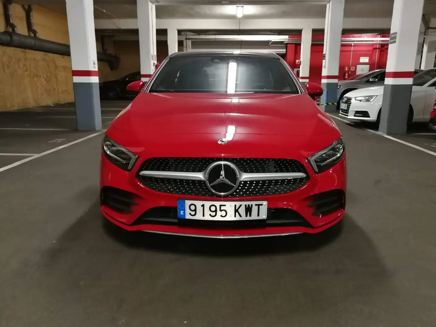 Mercedes-Benz A 200 A 200 7G-DCT Rojo - 1