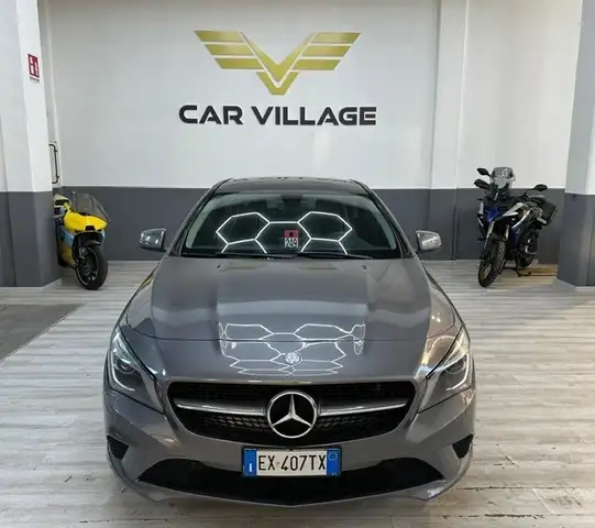 Mercedes-Benz CLA 200 CLA 220 CDI Automatic Sport