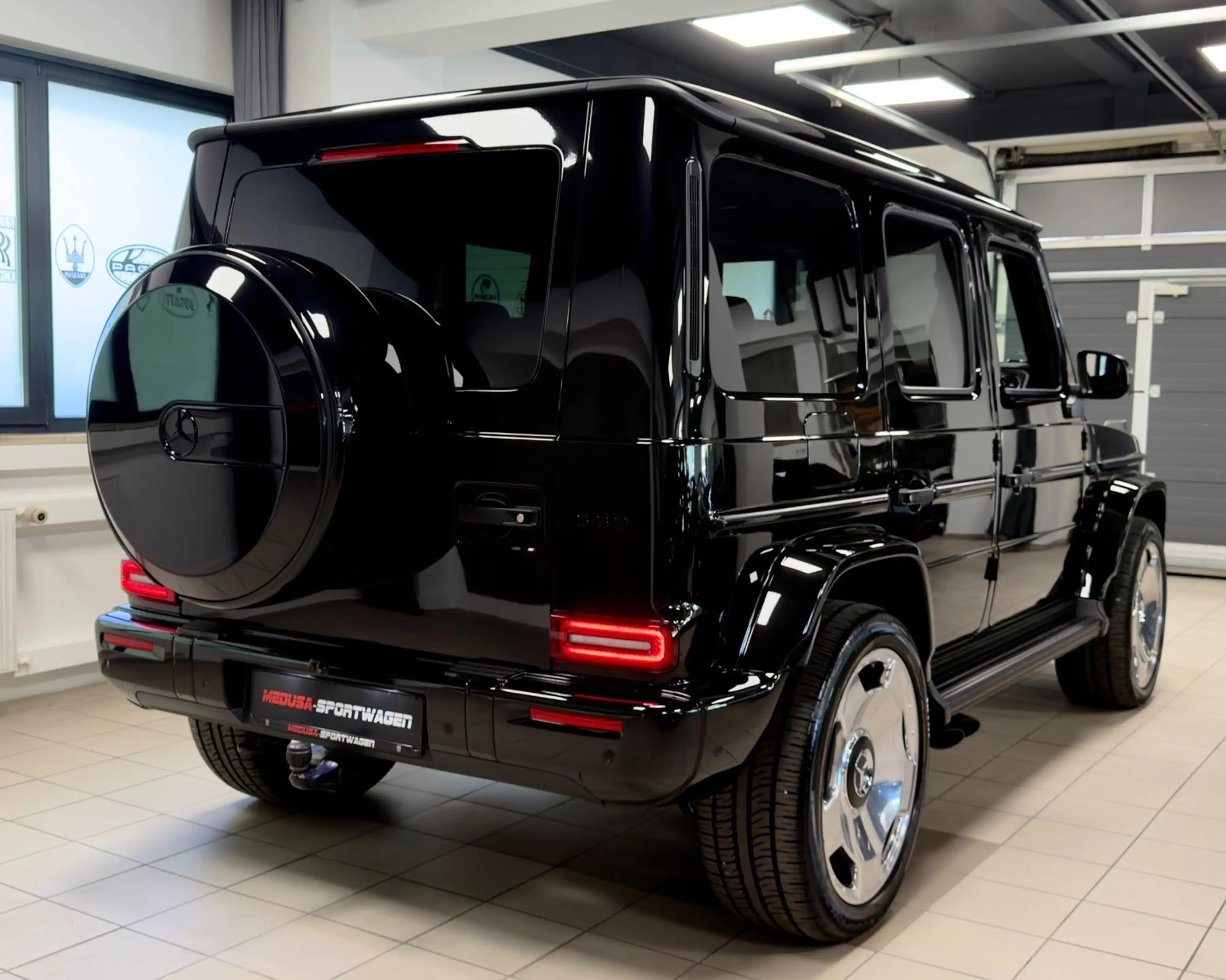 Mercedes-Benz G 63 AMG FACELIFT NIGHTPACK II MASSAGE BURMESTER — photo 8