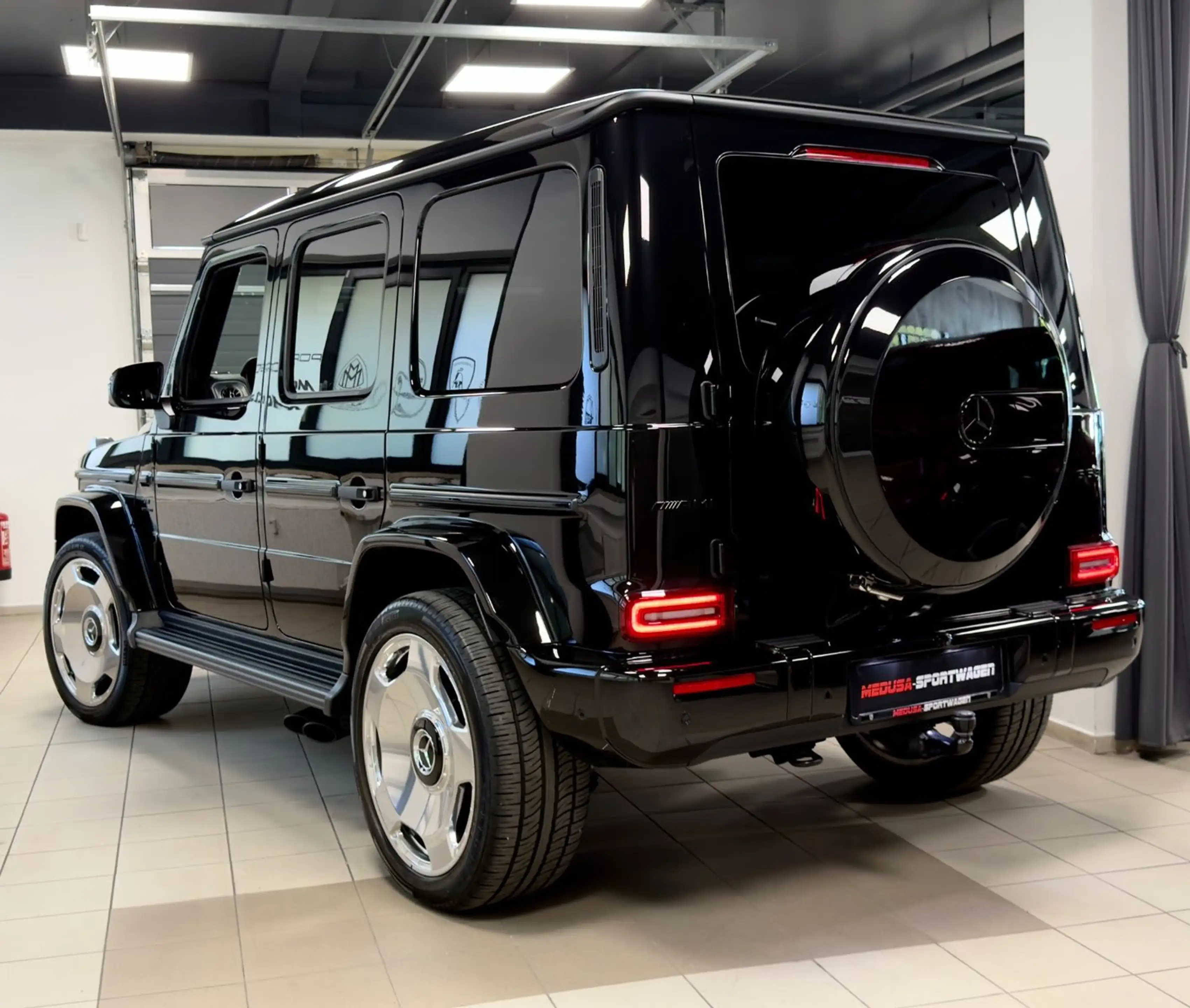 Mercedes-Benz G 63 AMG FACELIFT NIGHTPACK II MASSAGE BURMESTER — photo 6