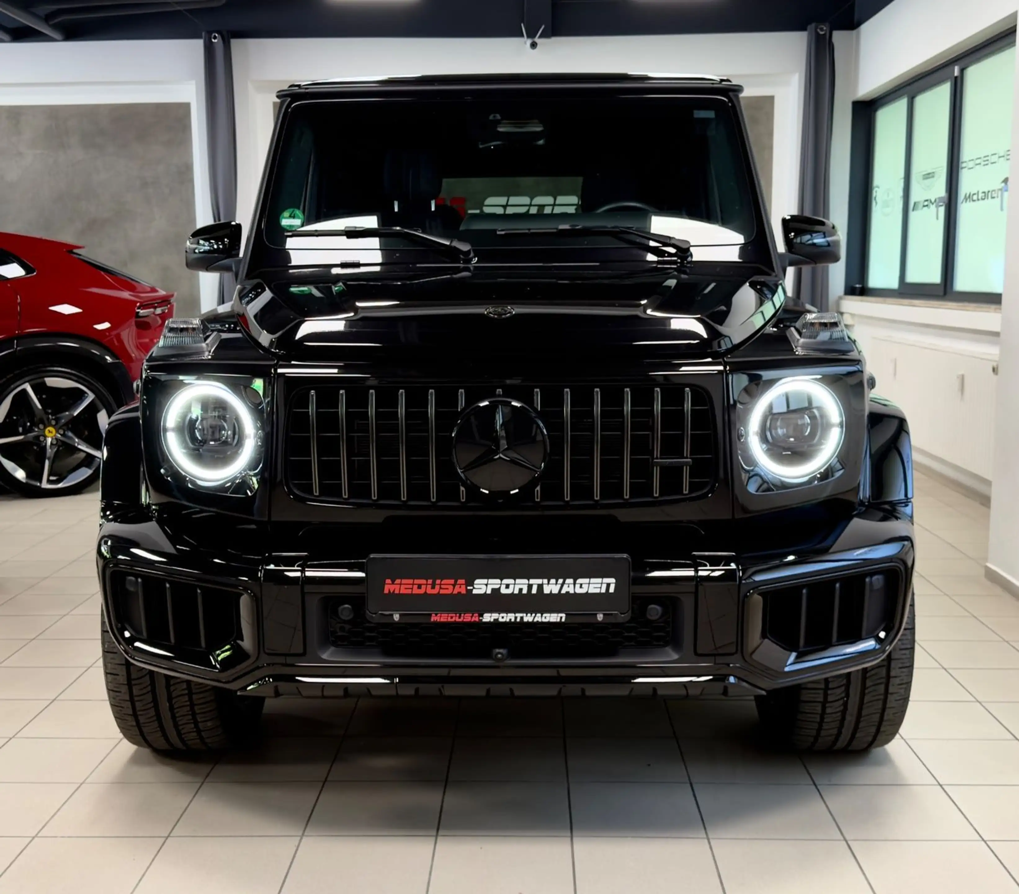 Mercedes-Benz G 63 AMG FACELIFT NIGHTPACK II MASSAGE BURMESTER — photo 2