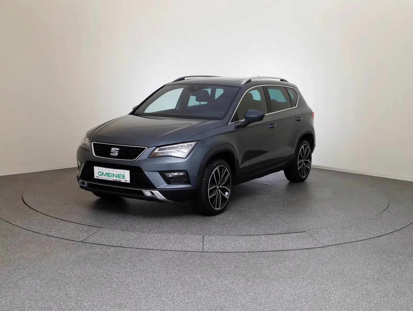 SEAT Ateca Xcellence 2.0 TSI DSG 4Drive Grau - 1