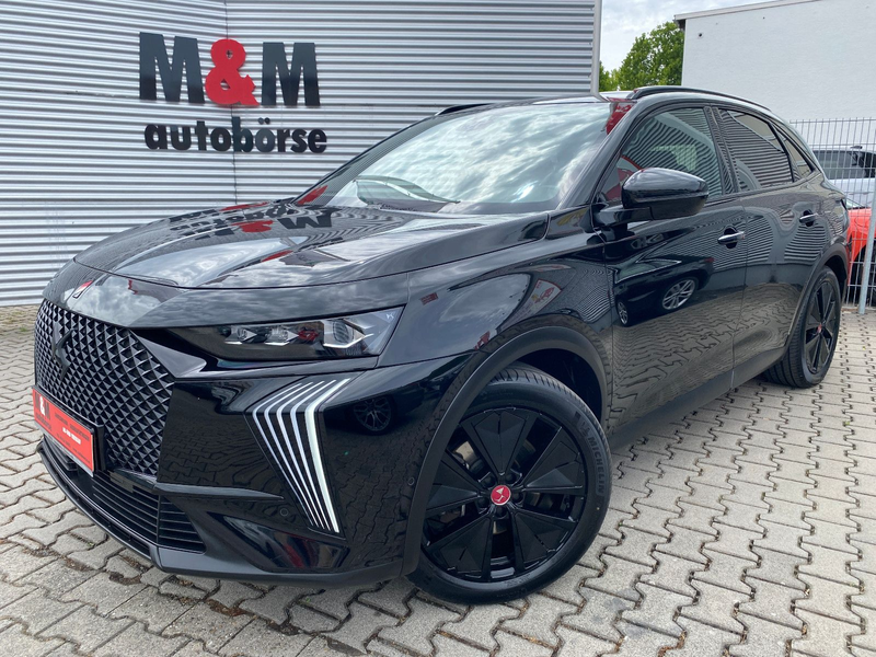 DS Automobiles DS 7 Crossback DS7 E-Tense 300 PS Performance Line + 4x4