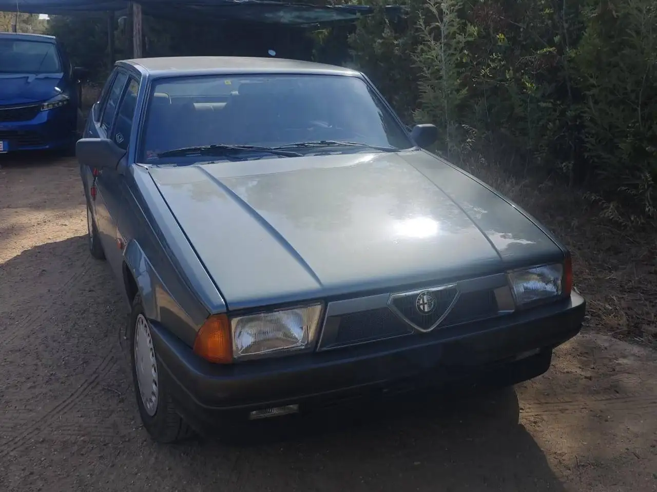 Alfa Romeo 75 1.6, foto 3