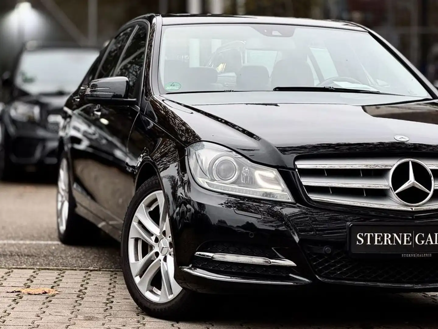 Mercedes-Benz C 200 CGI/AVANTGARDE/COMAND/LED/SHZ/AUTOMATK/AHK Zwart - 1