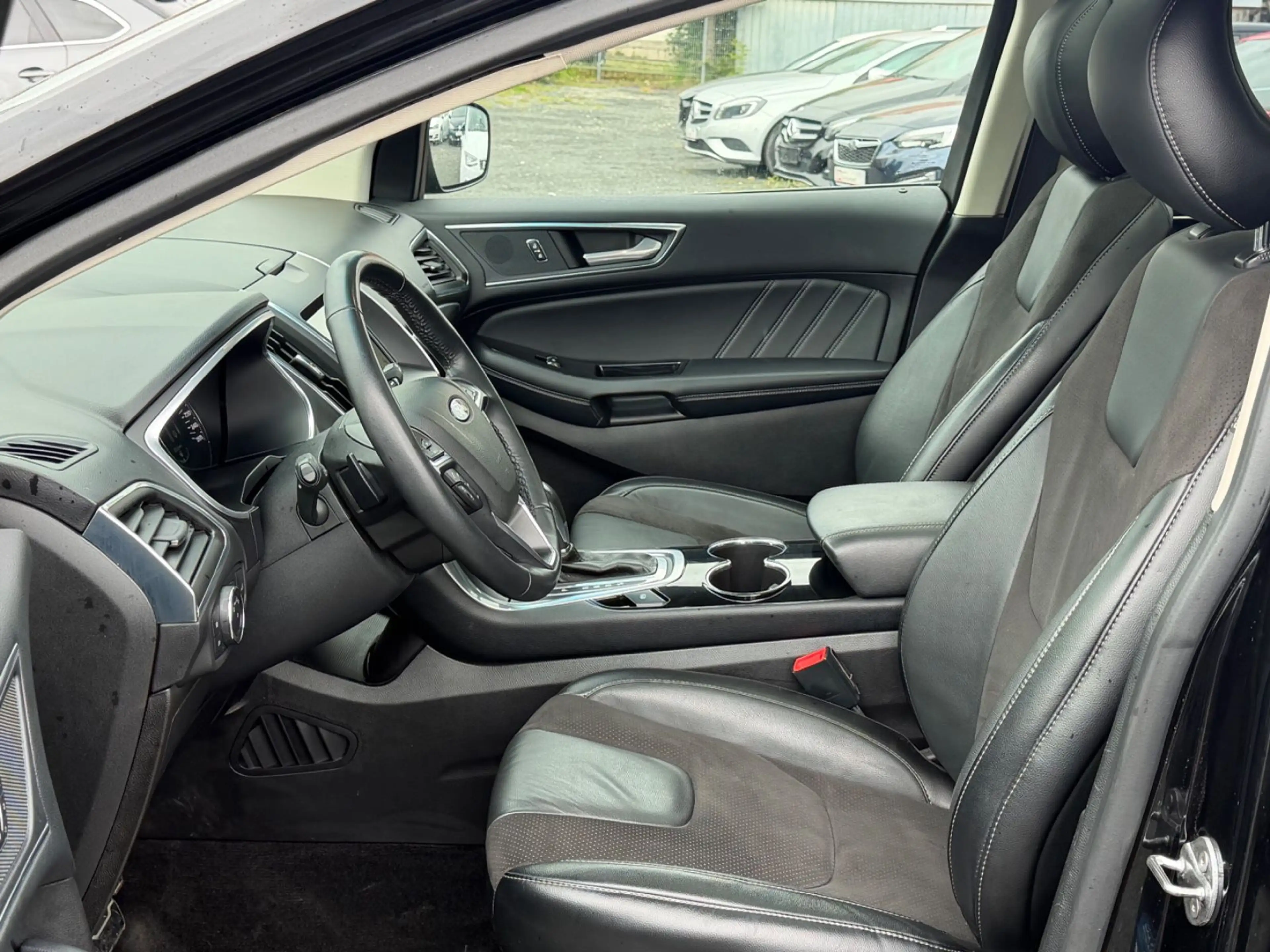 Ford Edge ST-Line 4x4/NAVI/EURO 6 — photo 11