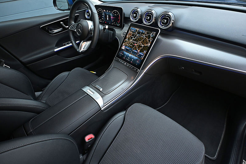 Mercedes-Benz C 200 d T Aut. AMG ACC, AHK elektr., 360 CAM, Standhe... — photo 4