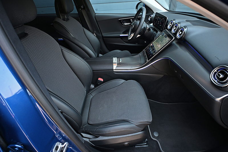 Mercedes-Benz C 200 d T Aut. AMG ACC, AHK elektr., 360 CAM, Standhe... — photo 10