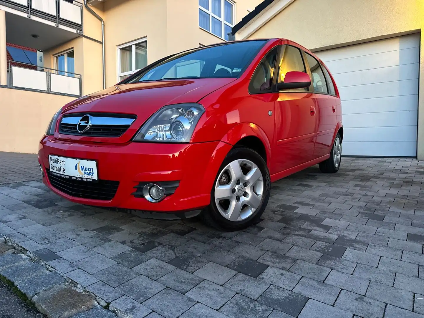 Opel Meriva Innovation "110 Jahre" Rot - 1