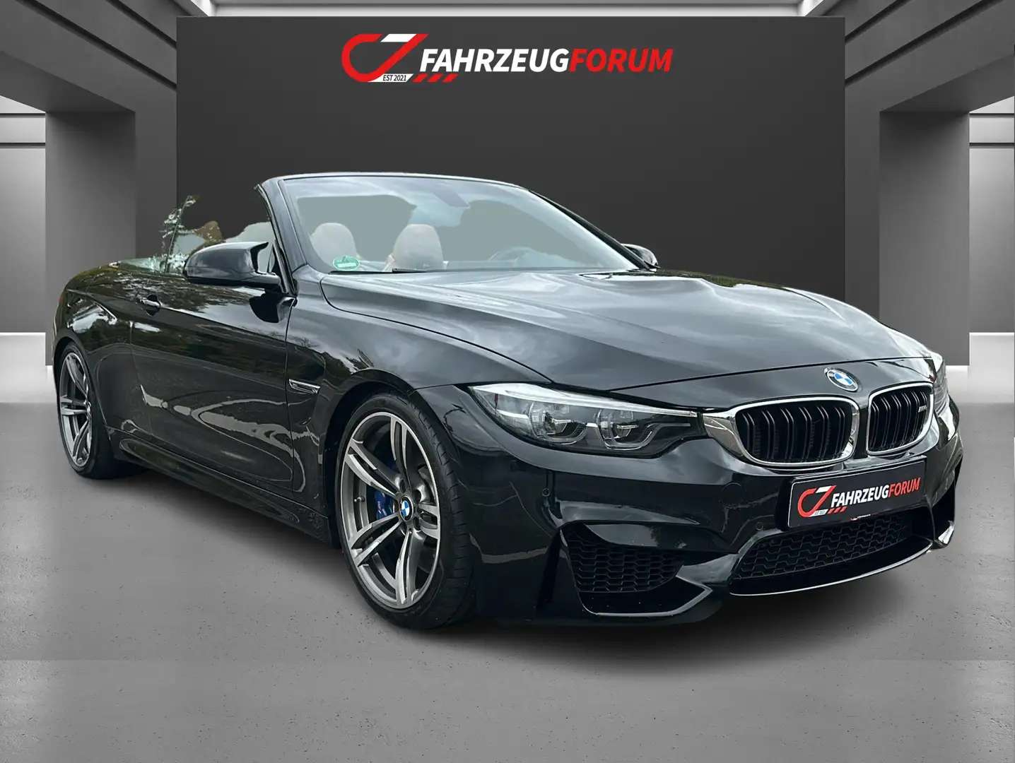 BMW M4 Cabrio Carbon*H&K*Kamera*BMW Scheckheft Schwarz - 2