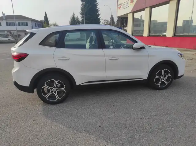 MG ZS view 5