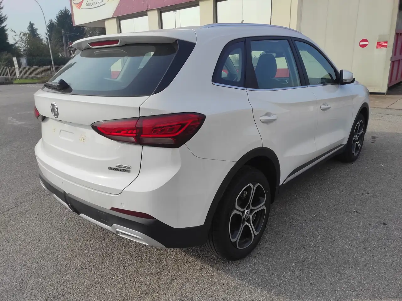 MG ZS COMFORT FULL HYBRID + 2
