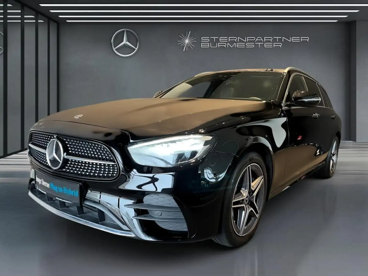 Mercedes-Benz E 300 de T AMG+MBUX+Ambiente+WIDE+Burmester+PANO Schwarz - 1