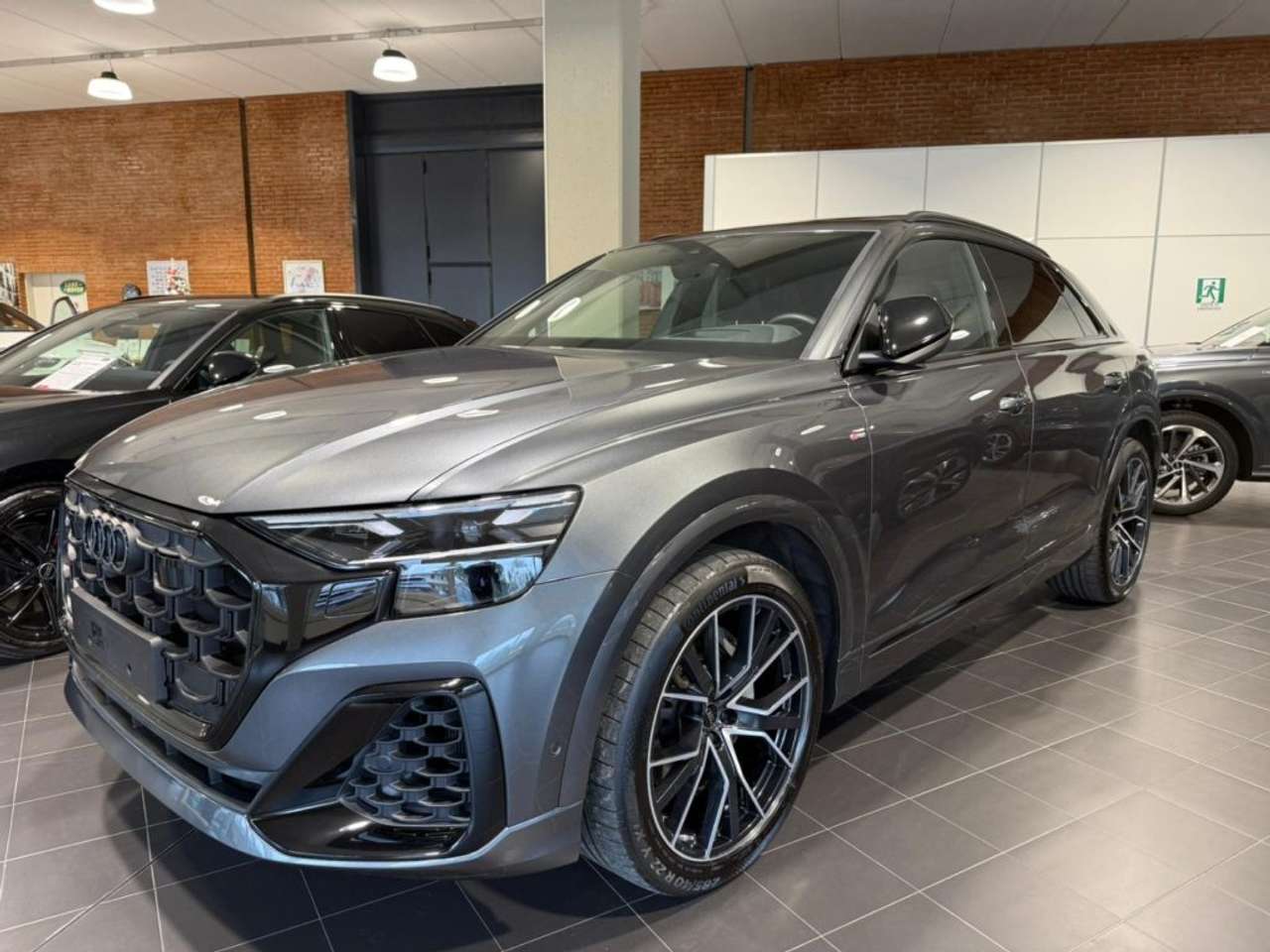 Audi Q8 50 TDI 286 CV quattro S line edition Black Pack