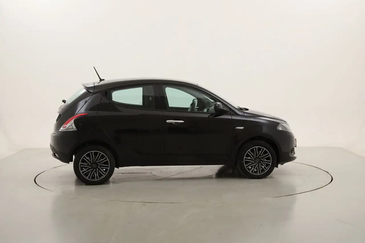 Lancia Ypsilon Hybrid Gold 1.0 Mild Hybrid 70CV, миниатюра 6