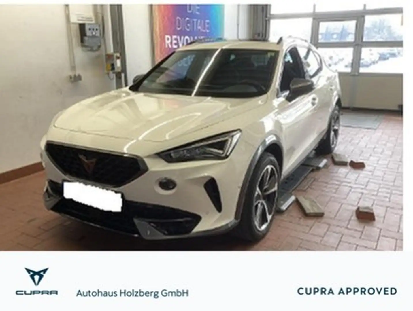 CUPRA Formentor 1.4 e-Hybrid DSG NAVI+PANO+AHK+RFK+LED Weiß - 1