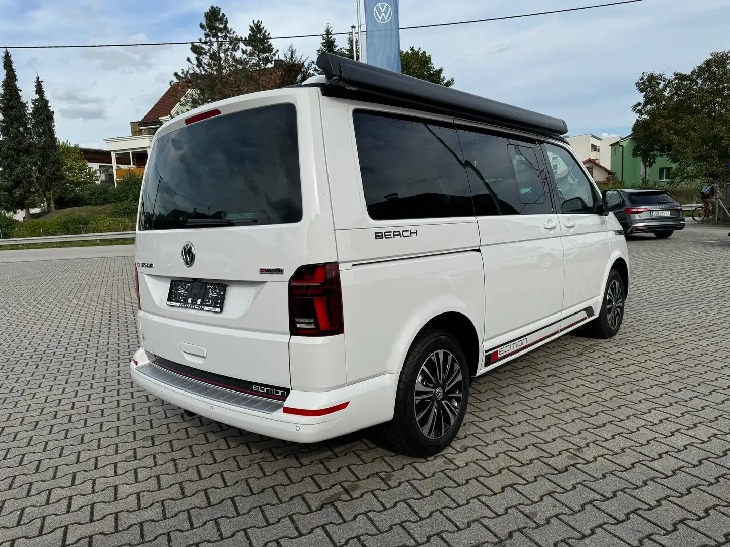 Volkswagen T6.1 California VW T6.1 California Beach Edition Camper TDI 4M Weiß - 2