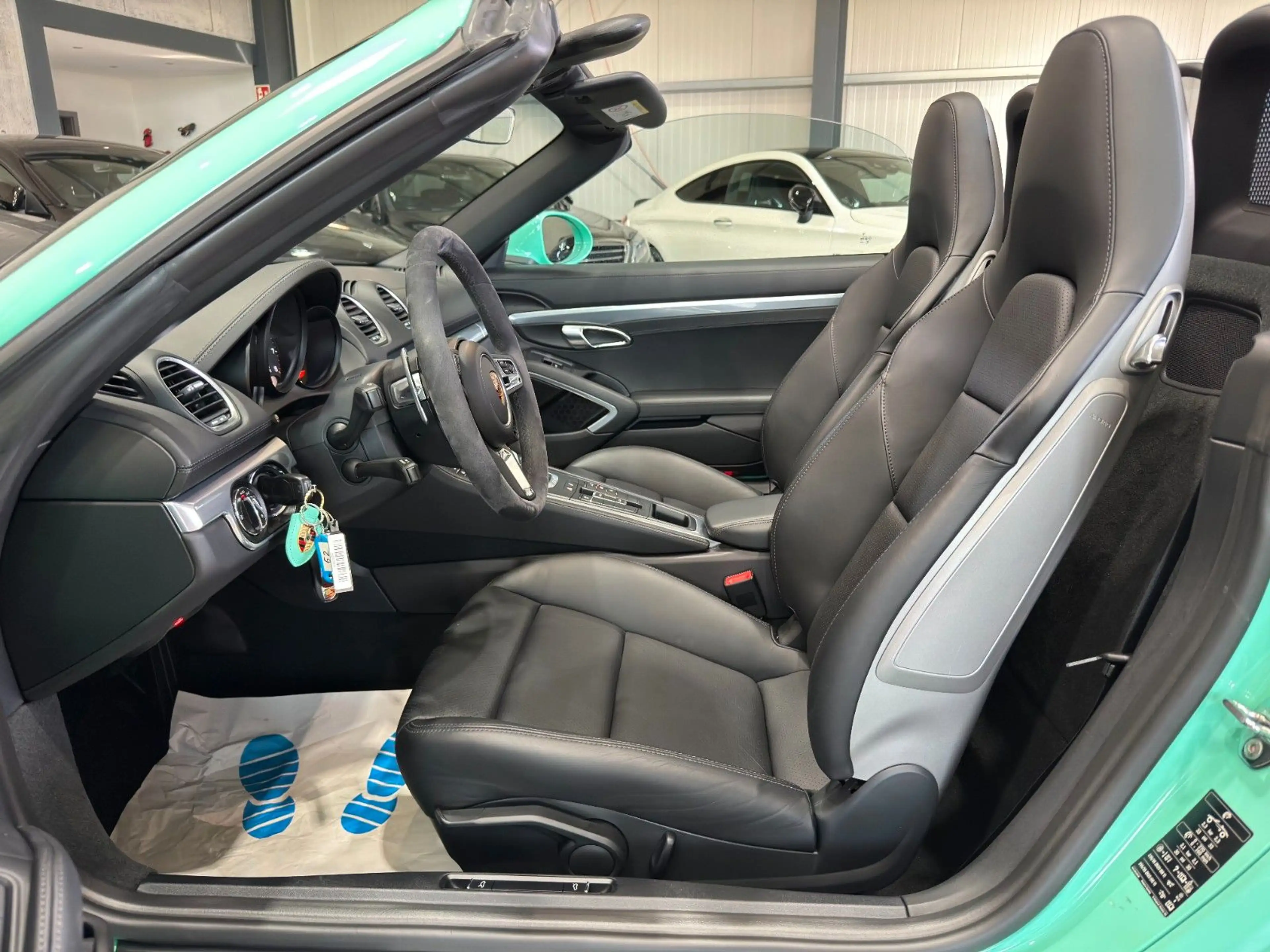 Porsche Boxster /718/NAVI/SHZ/LED/PDC/2.HAND/COC/SCHECKHE — photo 9