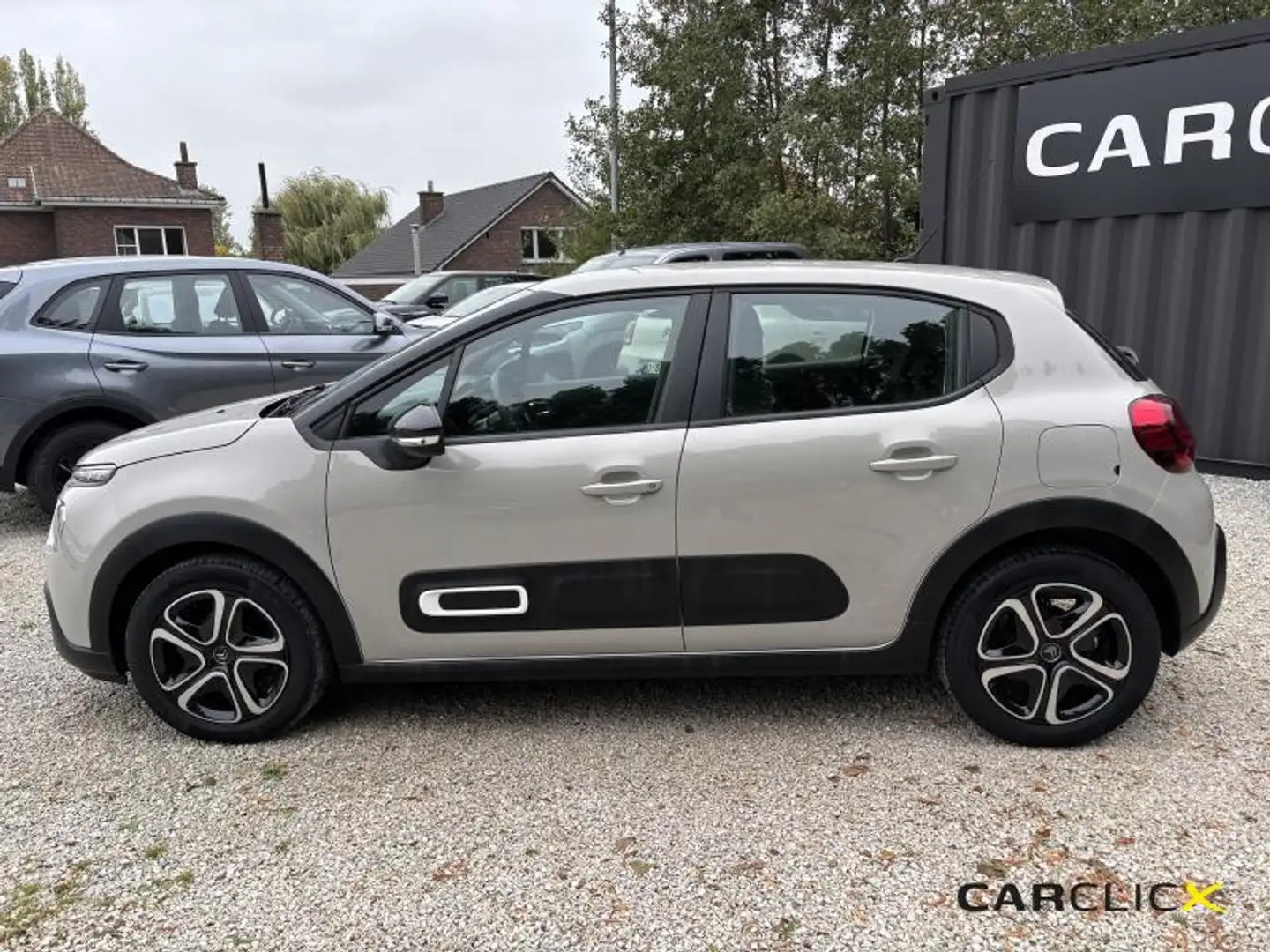 Citroen C3 Feel 110pk GPS*Carplay*DAB Beige - 2