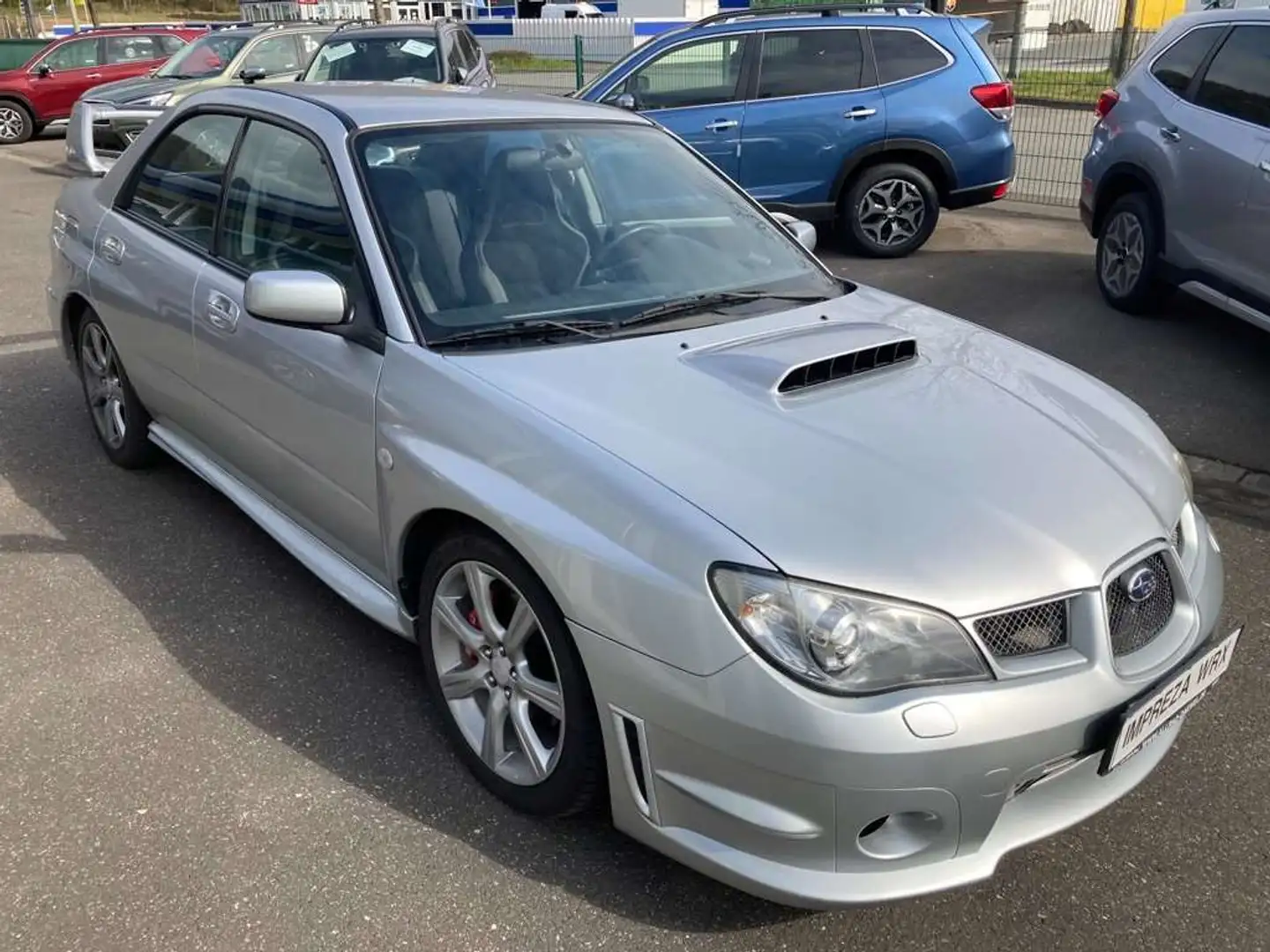 Subaru WRX 2.5 FRONT-INTER-COOLER STI-LOOK Srebrny - 1