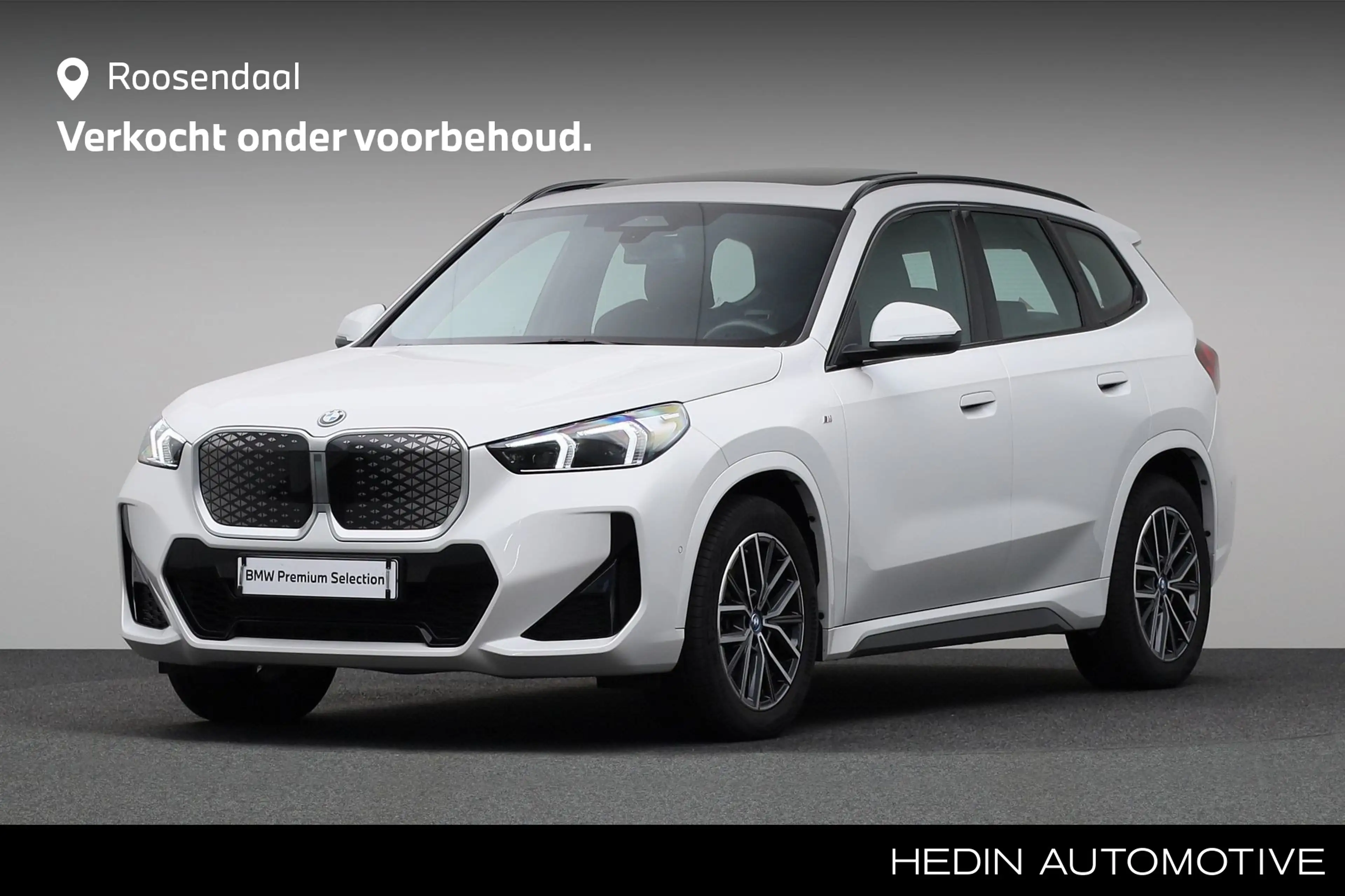 BMW iX1 eDrive20 67 kWh M-Sport | Panoramadak | Trekhaak |