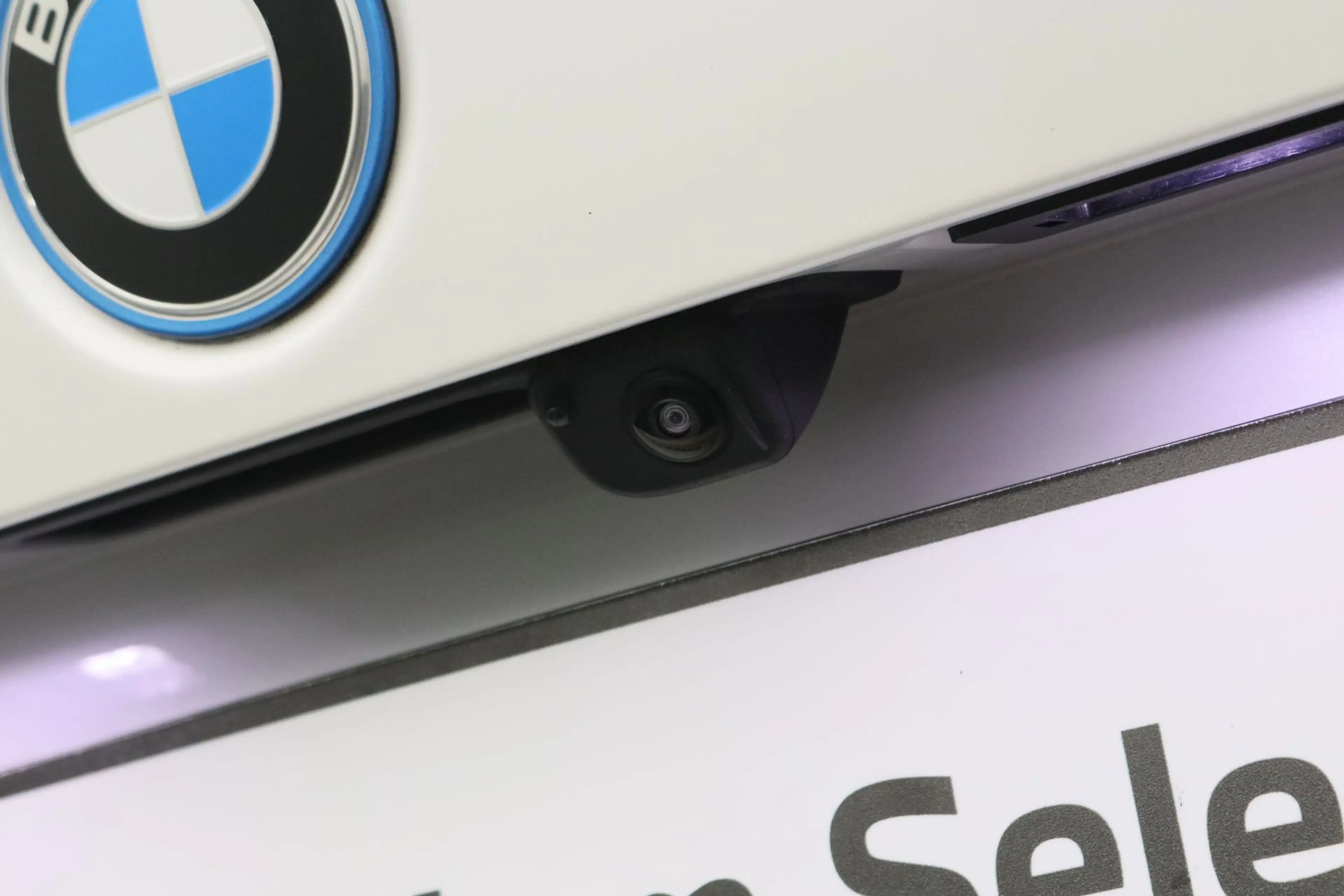 BMW iX1 eDrive20 67 kWh M-Sport | Panoramadak | Trekhaak | — photo 7