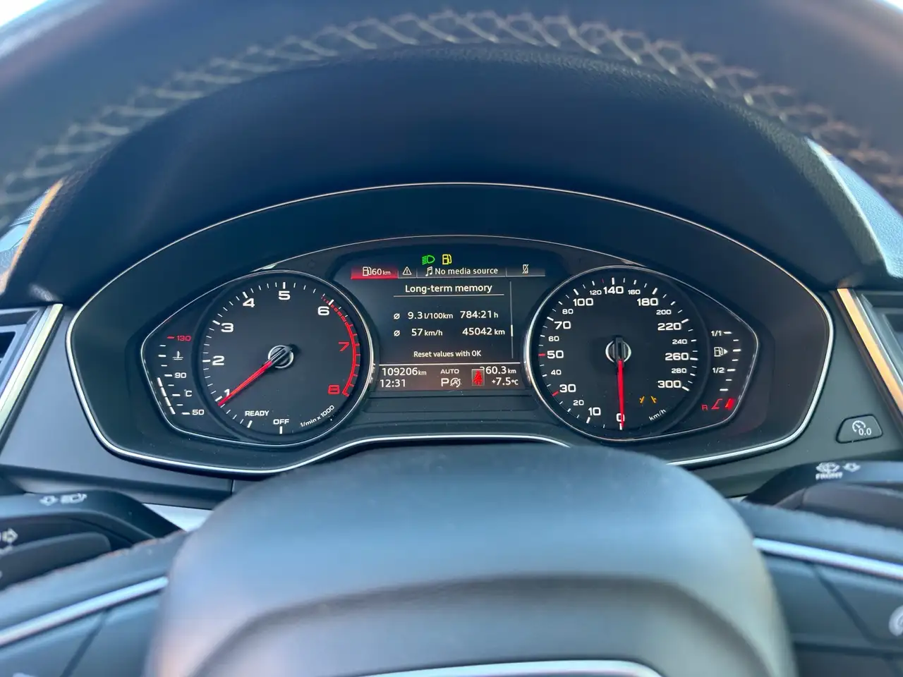 Audi Q5 снимка Audi Q5