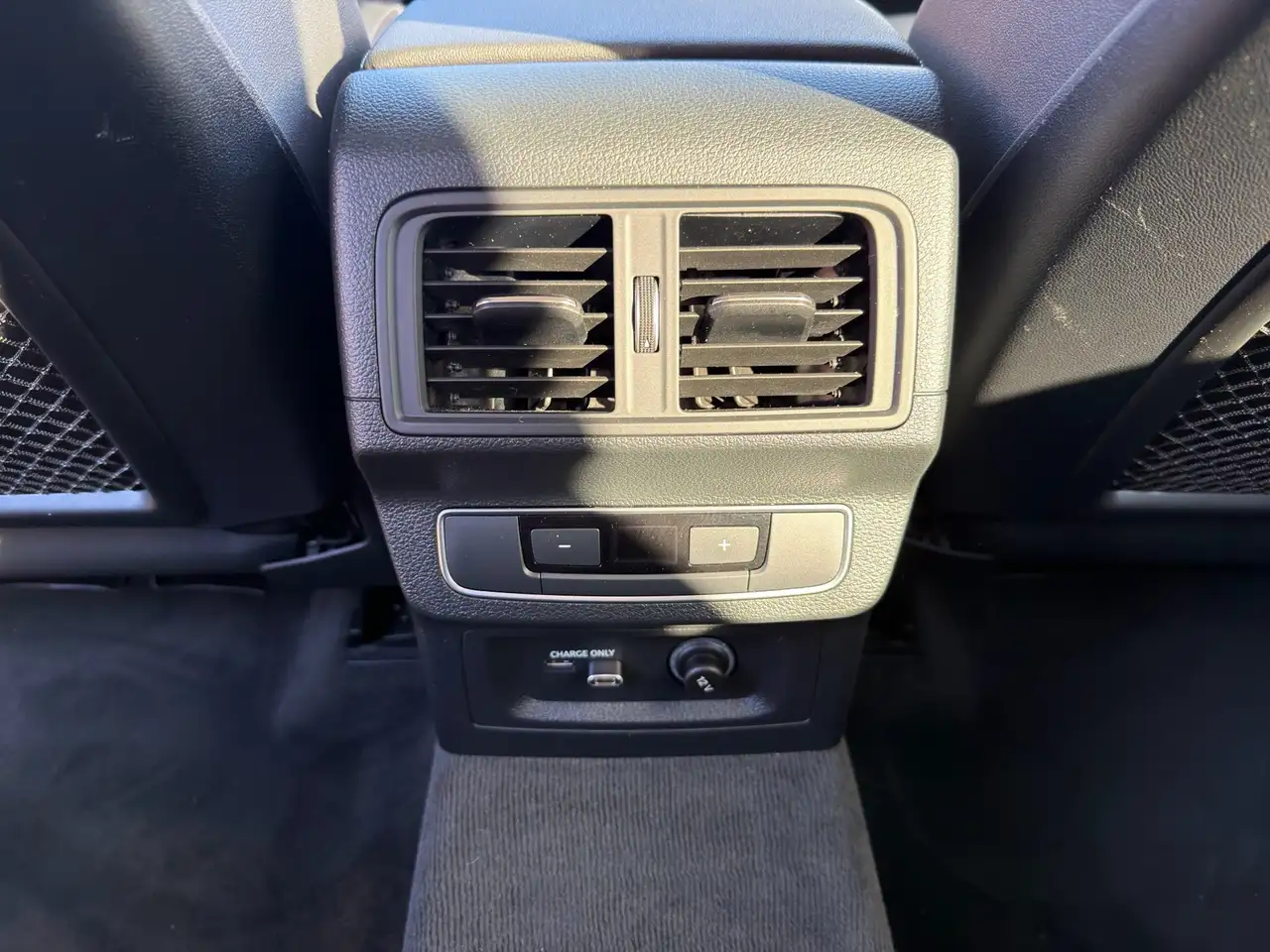 Audi Q5 снимка Audi Q5