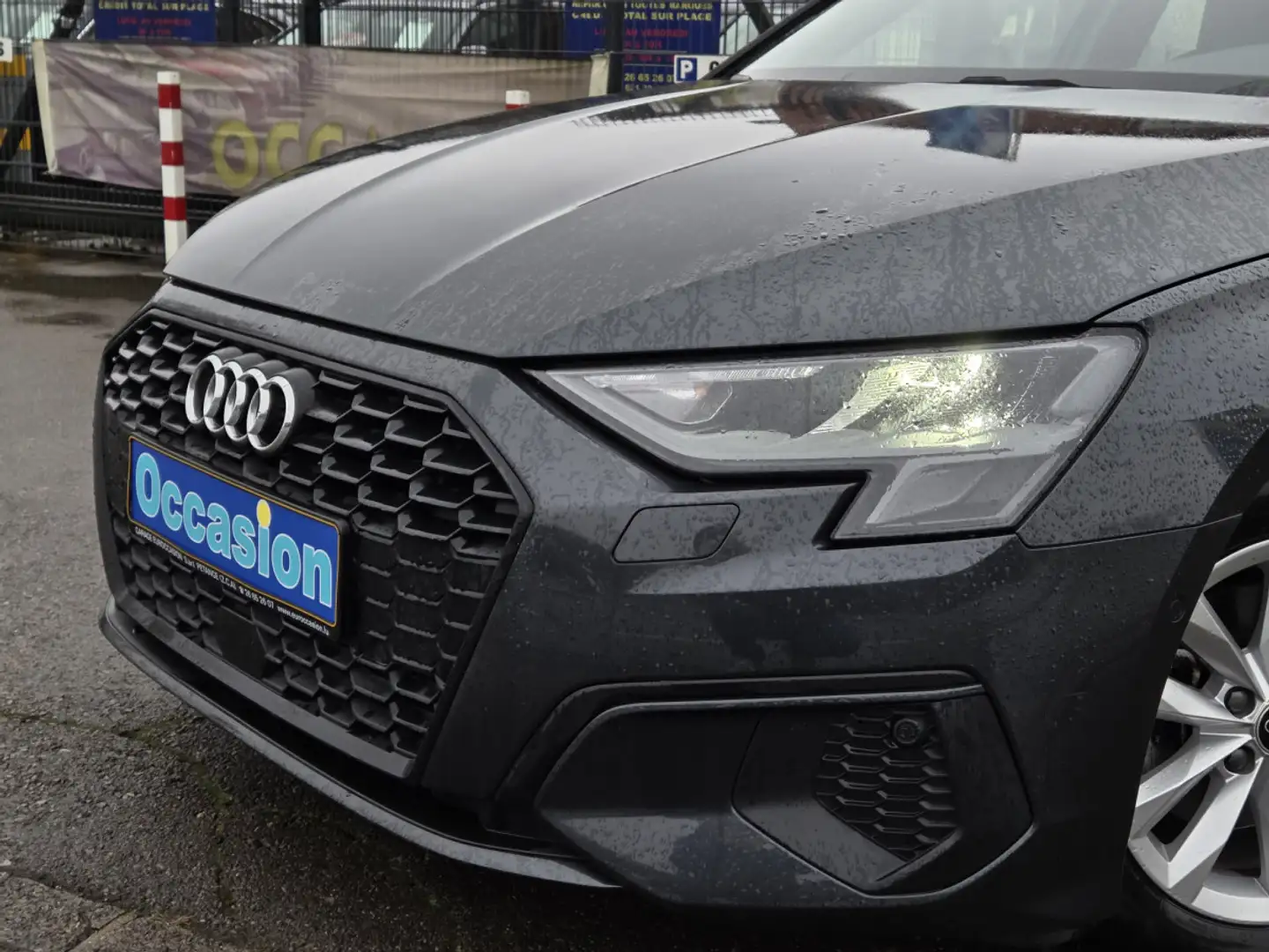 Audi A3 BERLINE TDI 150CV ATTRACTION Gris - 2