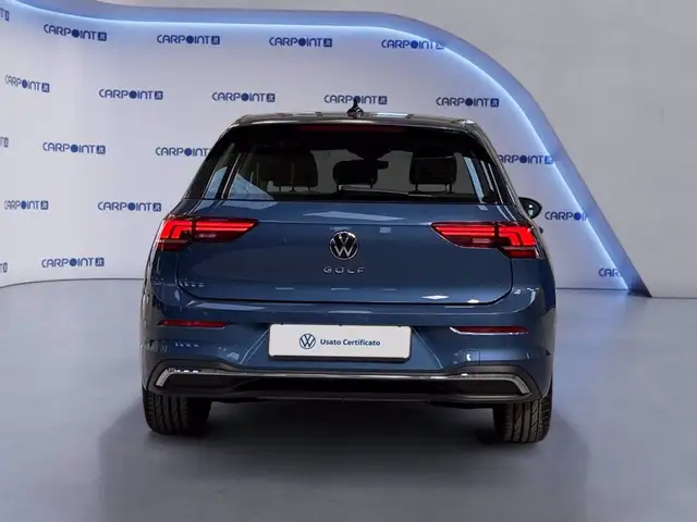 Volkswagen Golf view 5